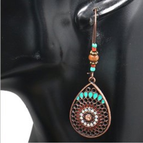 🆕 Retro Boho Bronze-Tone Earrings - Picture 2 of 2